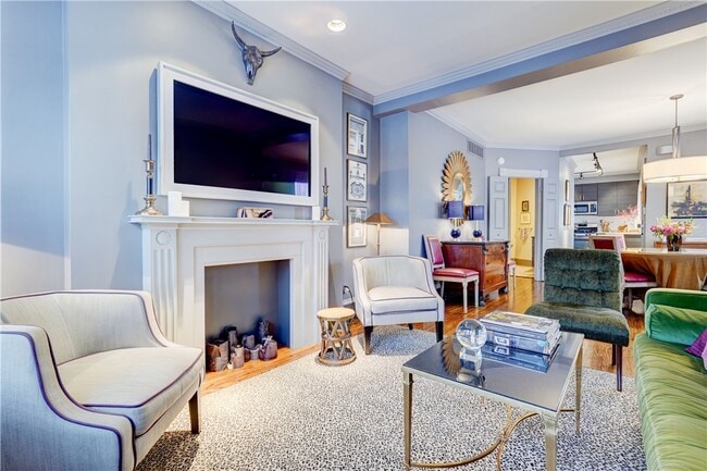 Building Photo - 249 S Goodman St