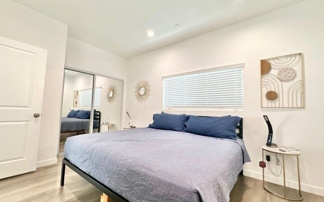 Building Photo - 1875 W 20th St