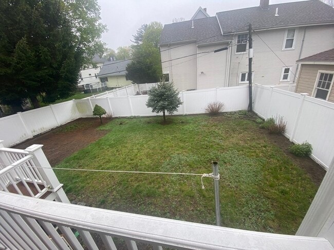 Building Photo - 30 Lorette St