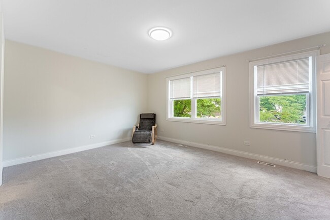 Building Photo - 1430 Ash Ct