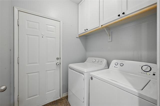 Building Photo - 1828 Brown Thrasher Blvd