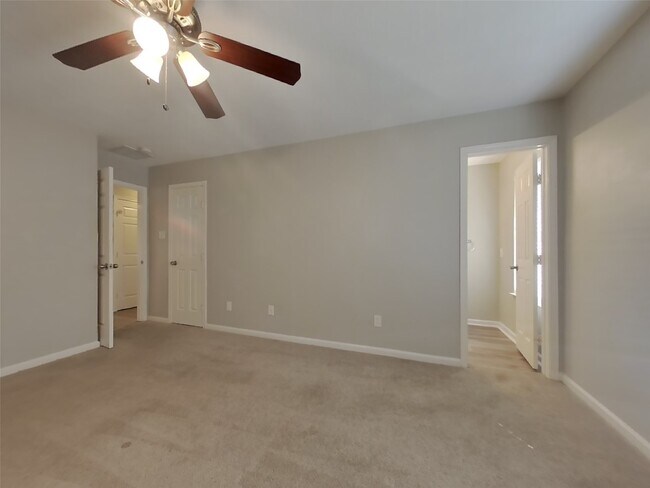 Building Photo - 22042 Soft Pines Ct