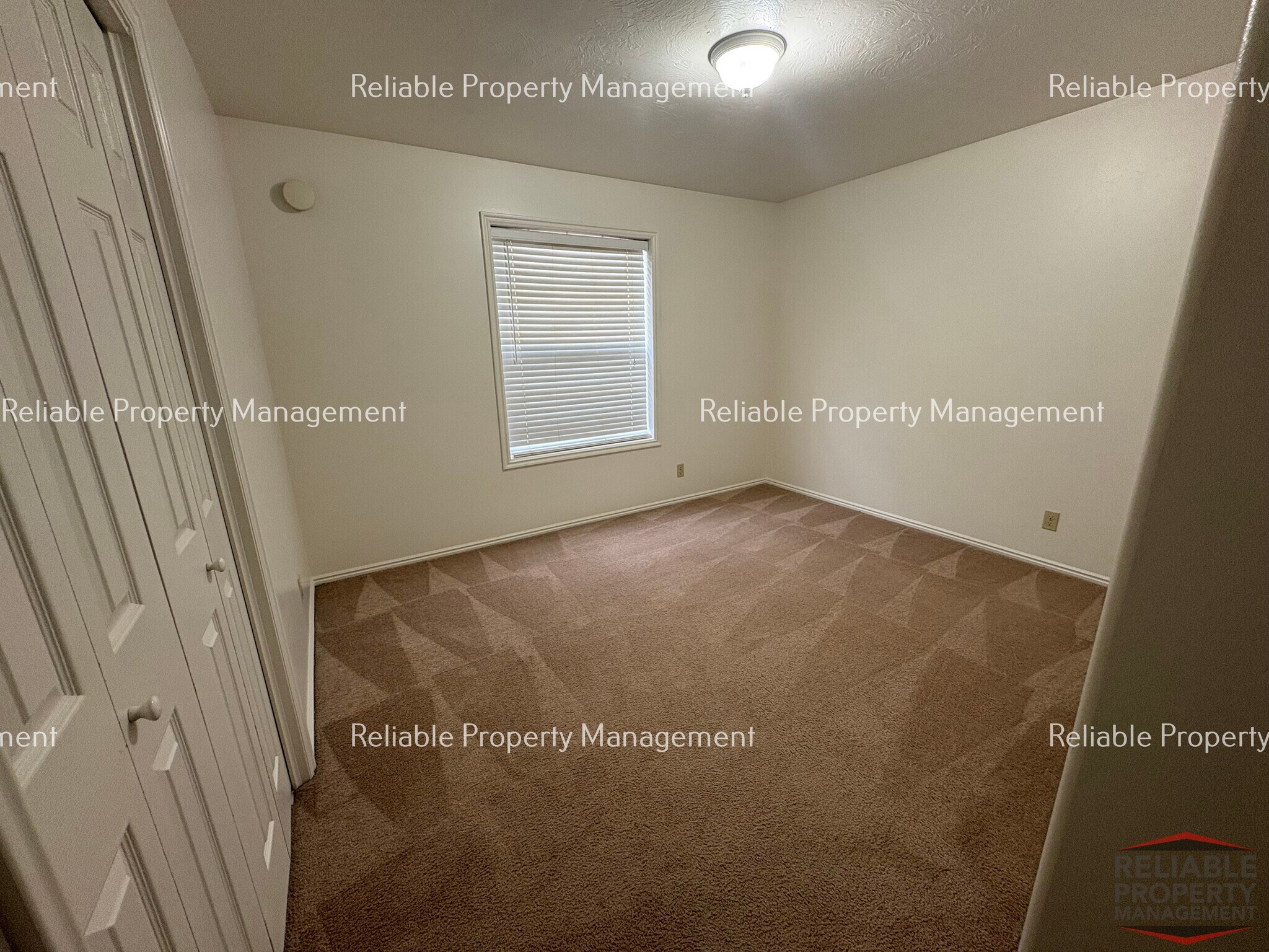 Building Photo - 1322 Walstrom Ln