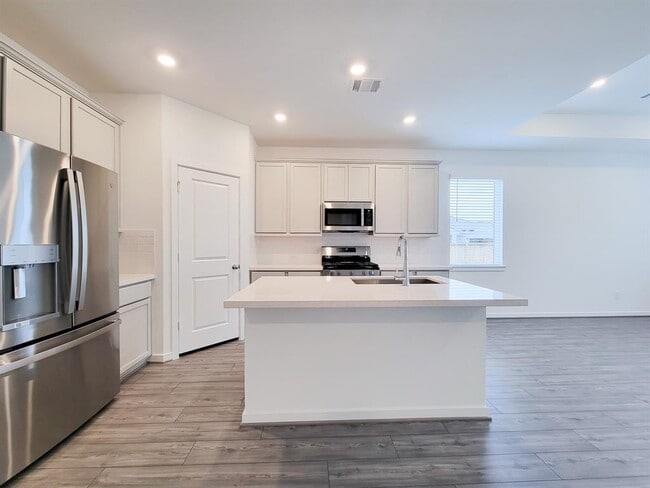 Building Photo - 9742 Rialto Hts Dr
