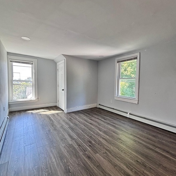 Building Photo - 100 Broad St