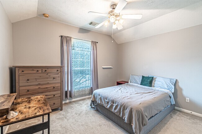 Building Photo - 15007 Wildberry Creek Ct