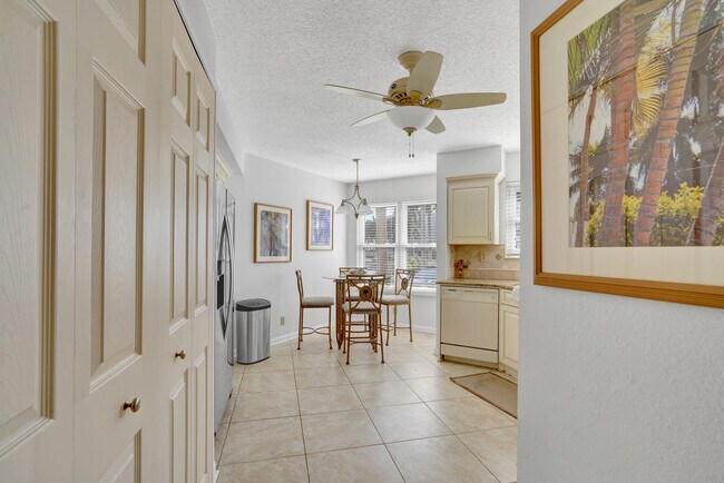 Building Photo - 6080 Bahia Del Mar Cir