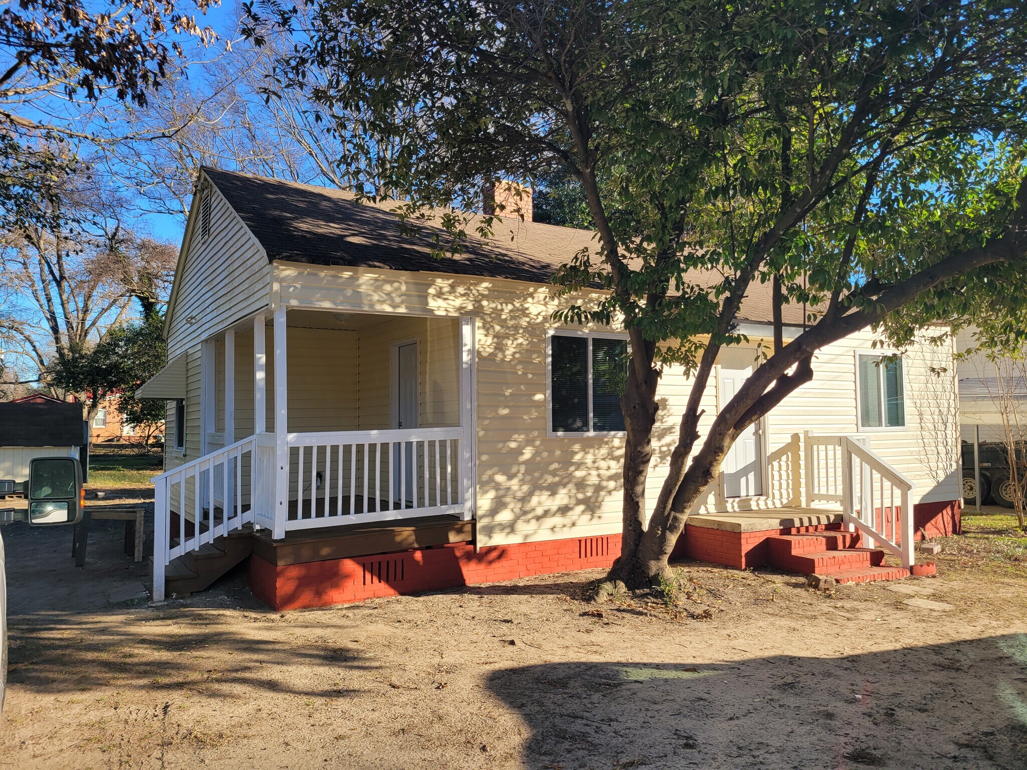 Building Photo - 123 Vinson Dr