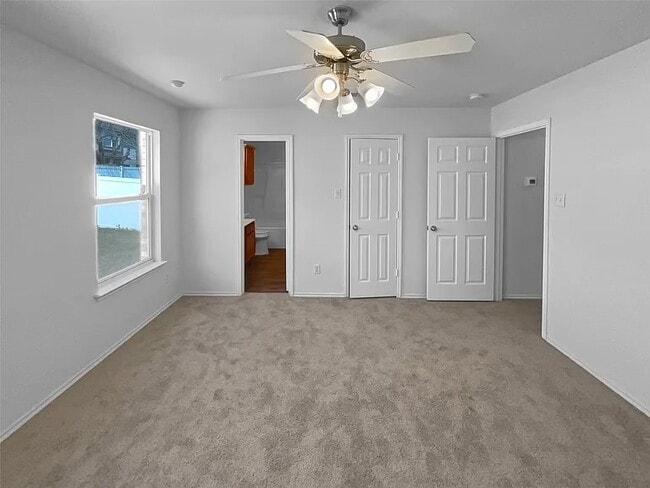 Building Photo - 3331 Light Pointe Dr
