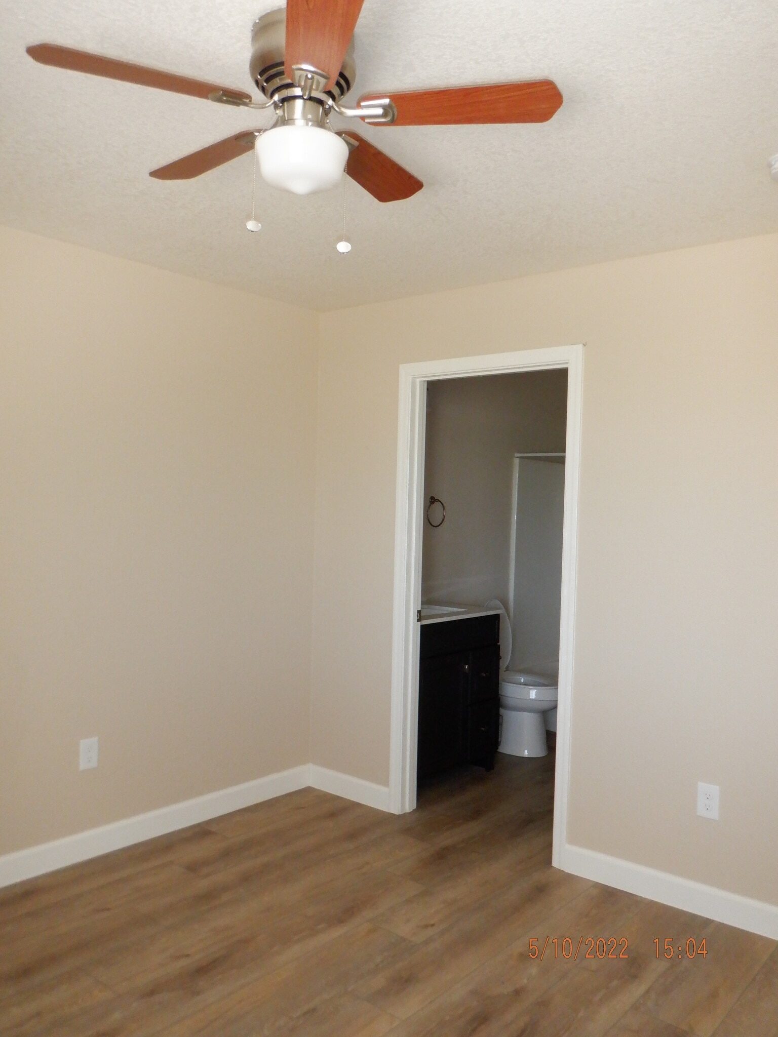 Building Photo - 9885 E La Palma Ave