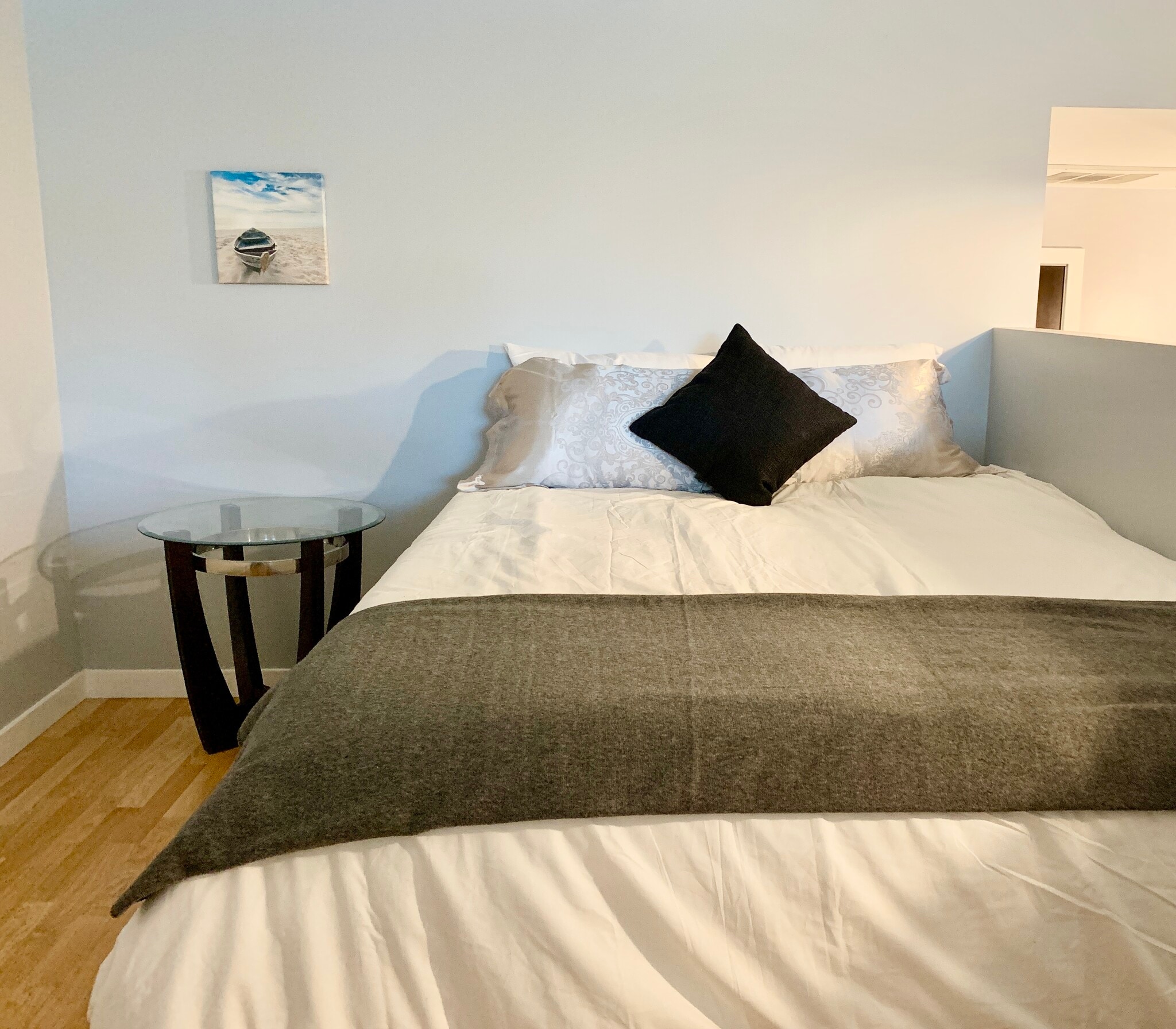 Building Photo - 889 Date St