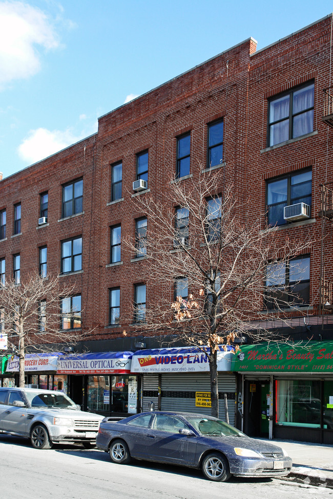 Building Photo - Linden Plaza