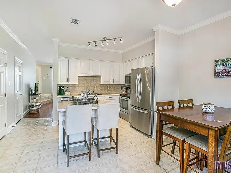 Kitchen 2 - 2210 Christian St