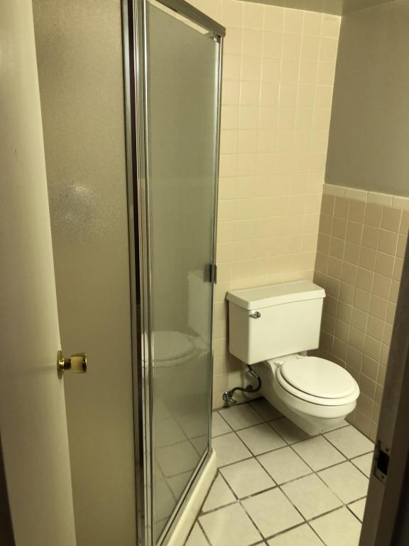 Building Photo - 201 W. Caroline St.