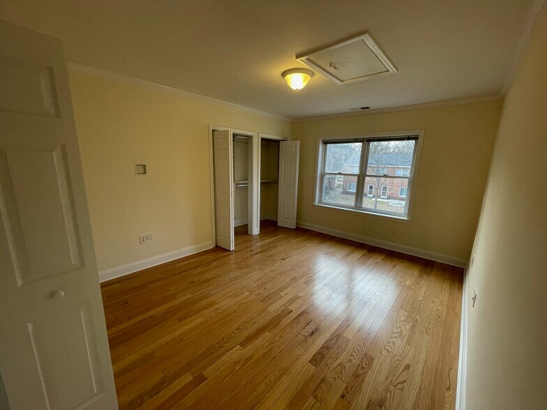 Building Photo - 202 Paine Ct
