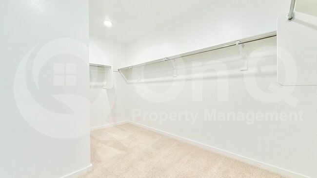 Building Photo - 40414 W Sunland Dr