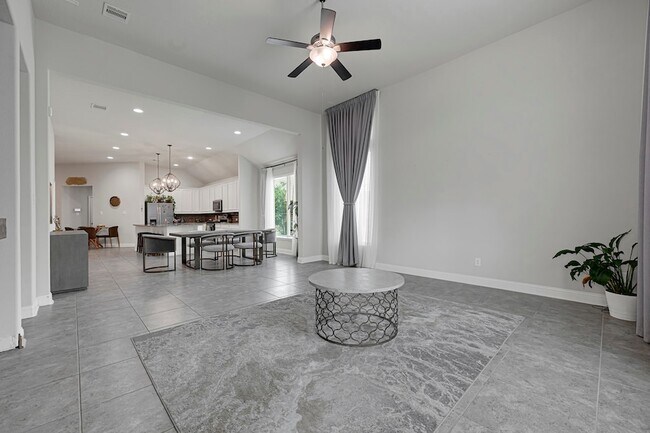 Building Photo - 8126 Lockridge Terrace Ln