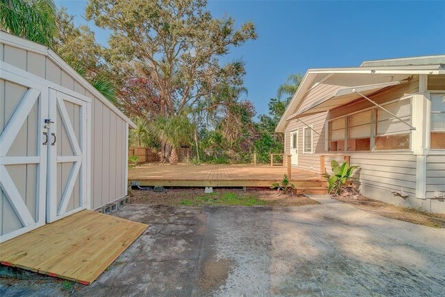 Building Photo - 4642 7th Ave N