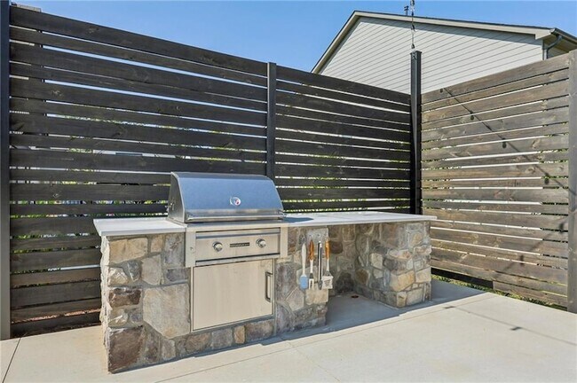 Building Photo - 180 Hensley Pk Ln