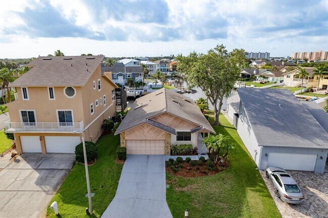 Building Photo - 6340 Garland Ct