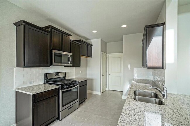 Building Photo - 501 Nautical Lp