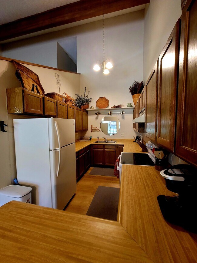 Building Photo - 199 Davis Cup Dr