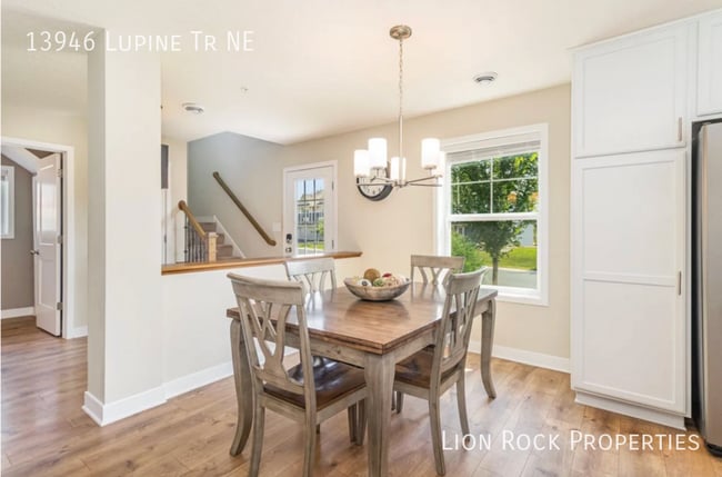 Building Photo - 13946 Lupine Trail NE