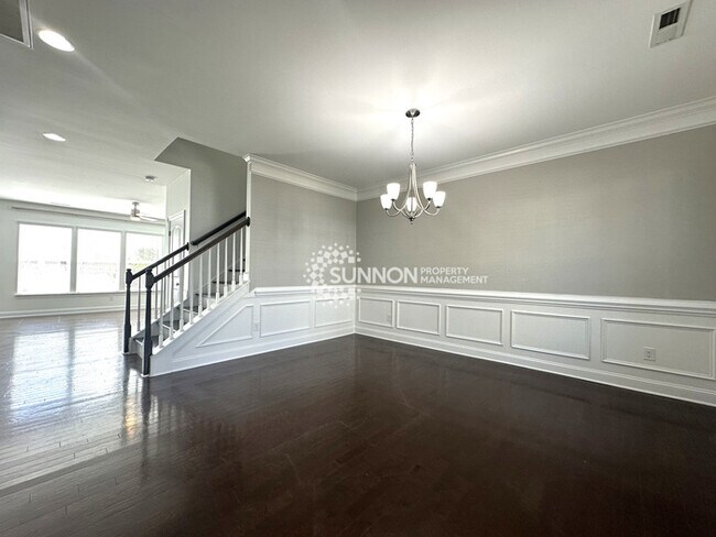 Building Photo - 4 Bedroom 2.5 Bathroom in Indian Trail