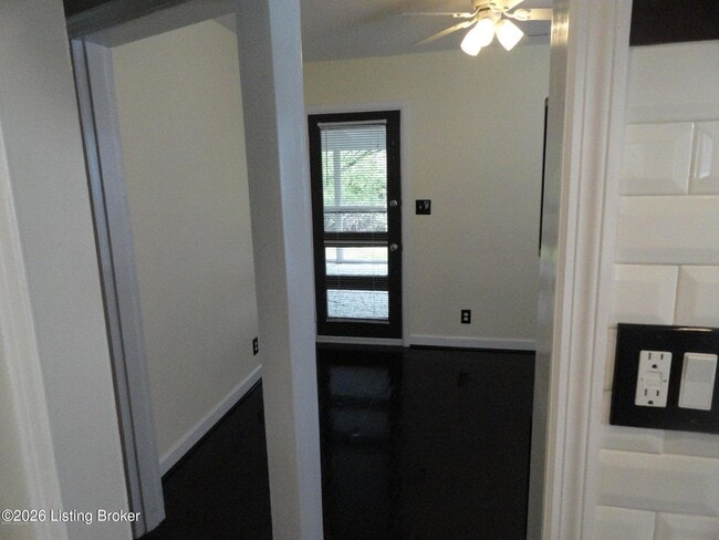Building Photo - 502 Harris Pl