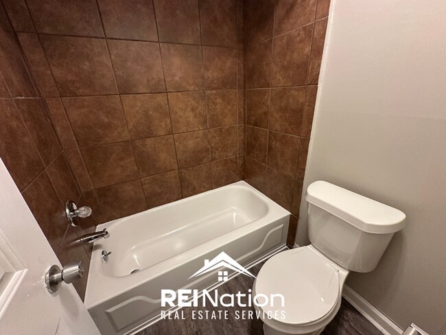 Building Photo - CORDOVA COVE CHARMER! 3BR/2BA | High Ceilings & Brick Fireplace | 2-Car Garage!
