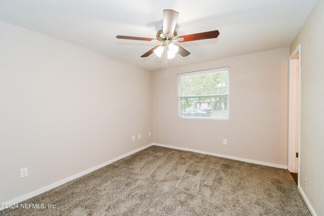 Building Photo - 1349 Eagle Cove Rd N