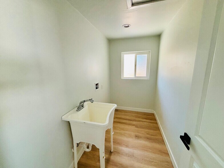 Building Photo - 41725 22nd St W