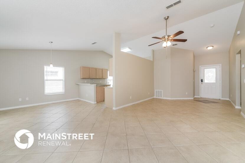 Building Photo - 1613 Oak Hill Trail