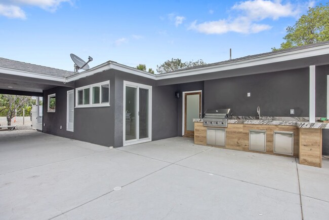 Building Photo - 22650 Sherman Way