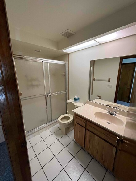 Building Photo - 6732 Beach Blvd