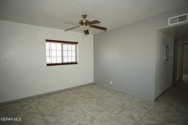 Building Photo - 8300 Mt Everest Dr