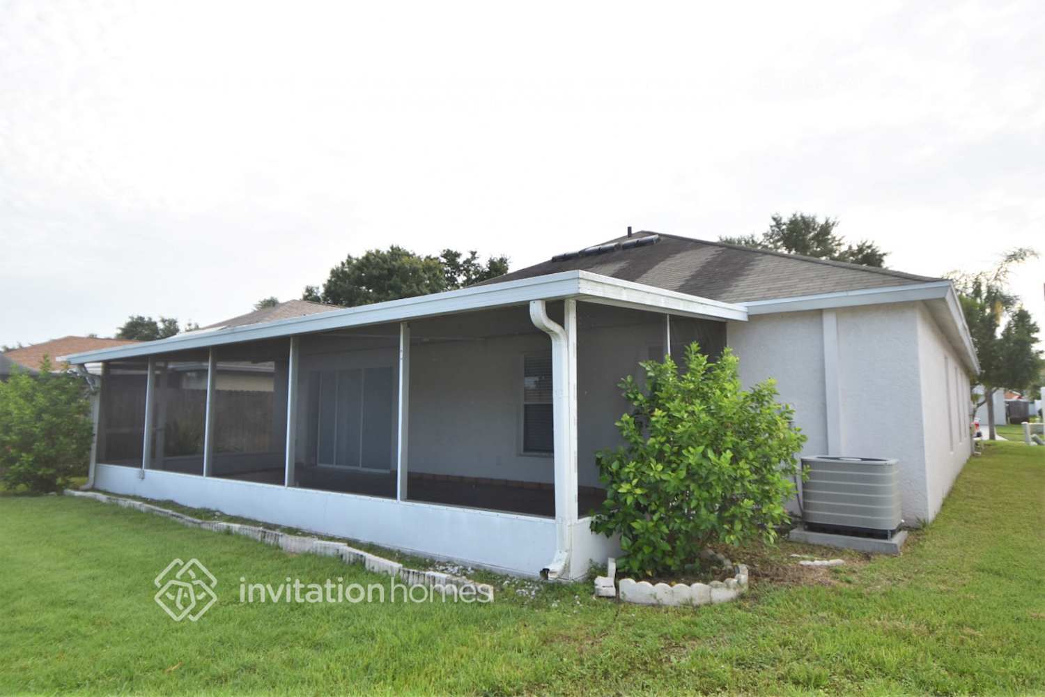 Building Photo - 10206 Hunters Haven Blvd
