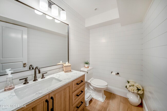 Building Photo - 3 Elizabeth Pl