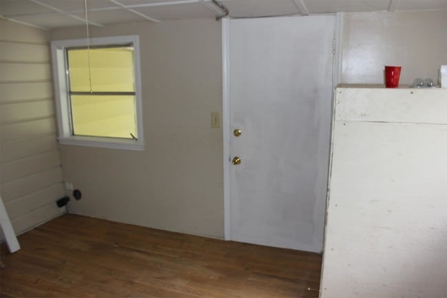 Building Photo - 1401 W 4th Ave