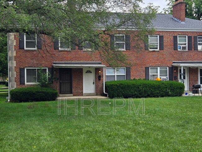 Primary Photo - 316 B S Chase Ave