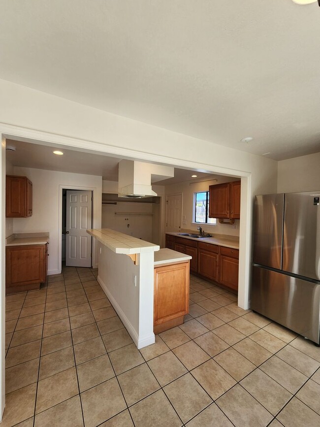 Building Photo - Bright Two-Story 3BR Home Near the Beach with Private Yard