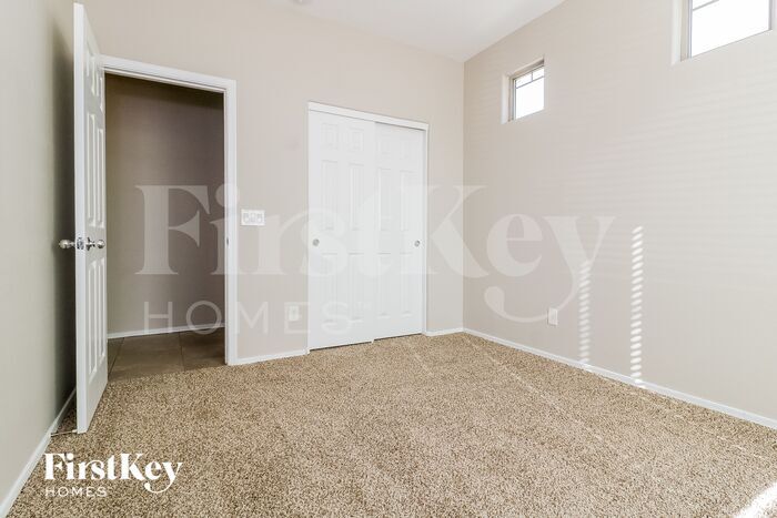 Building Photo - 12202 W Rio Vista Ln