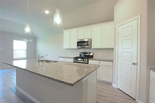 Building Photo - 1608 Etosha Dr