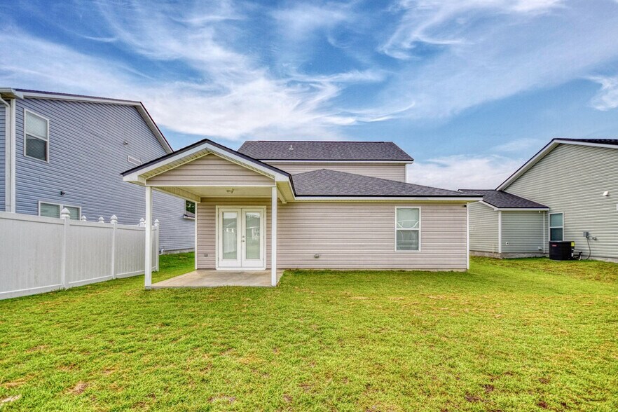 Building Photo - 4573 Rivers Landing Dr