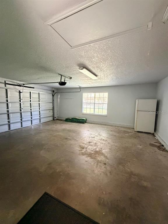 Building Photo - 1207 Almond Tree Ct