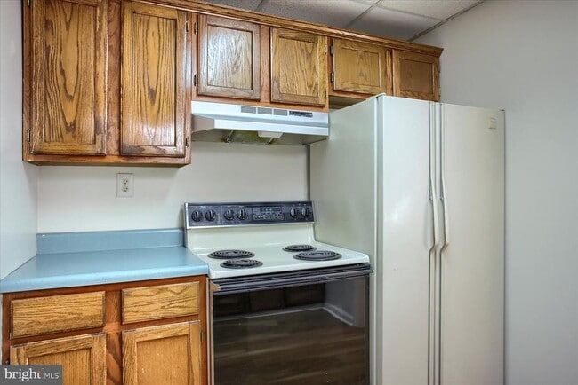 Building Photo - 424 W Main St