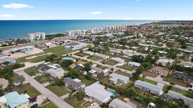 Building Photo - Beachside Zen