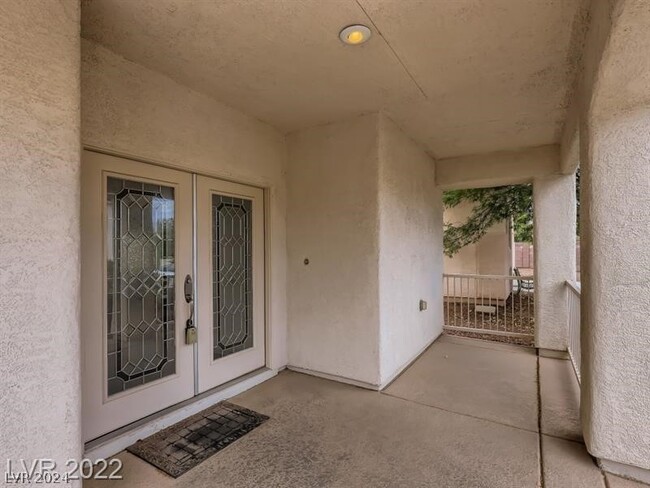 Building Photo - 1115 Aldenwood Ave