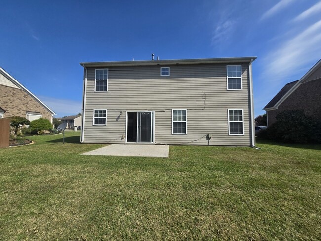 Building Photo - 1015 Daniel Ln