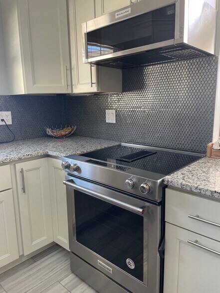 kitchen Stove area - 219 Island Cove Ct